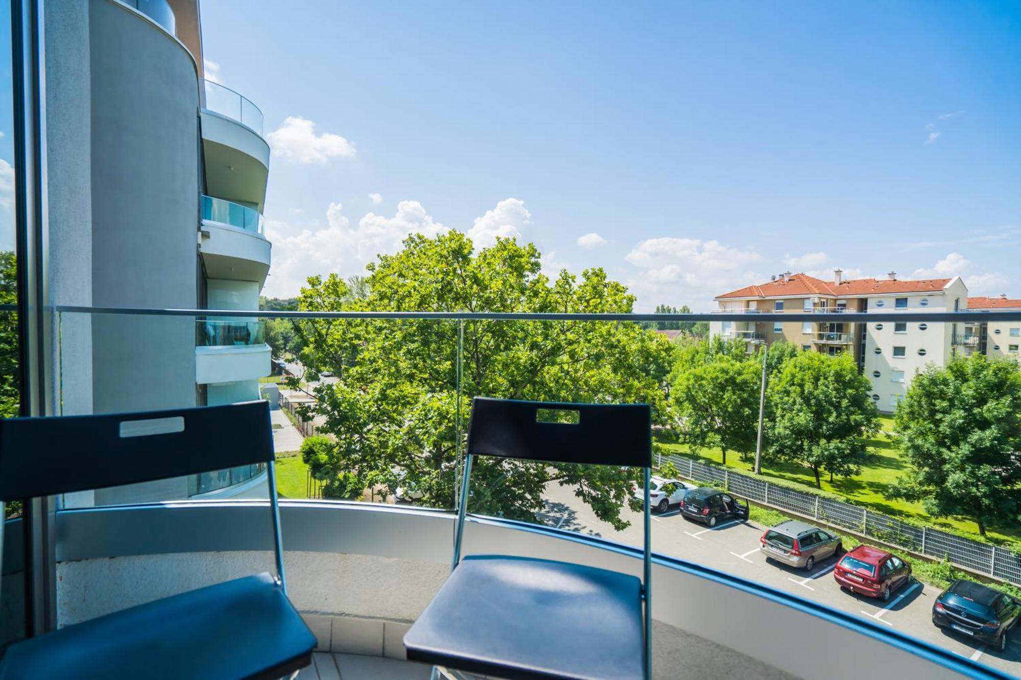 Myflat Wave 36 Suite Siofok Dış mekan fotoğraf