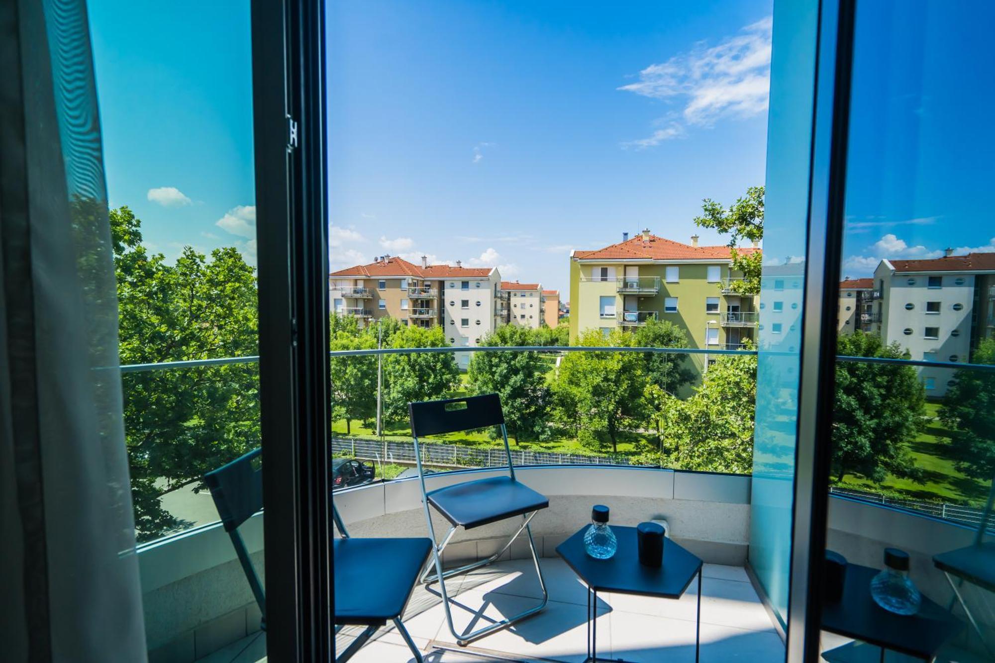 Myflat Wave 36 Suite Siofok Dış mekan fotoğraf